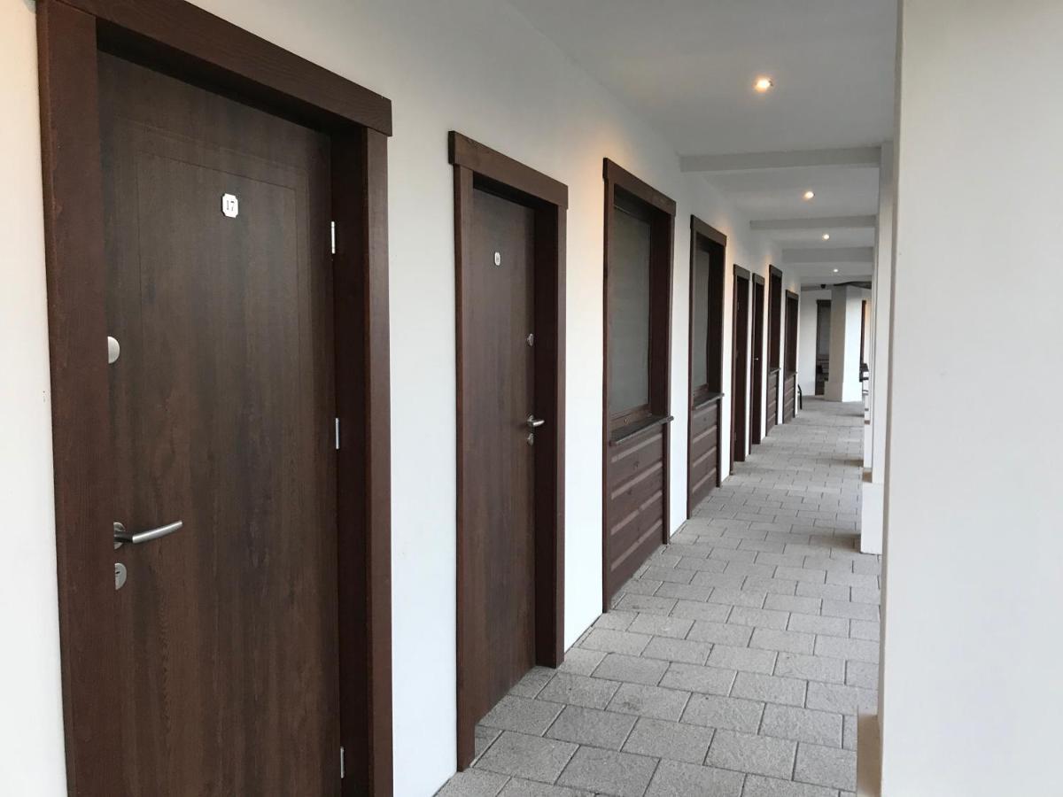 Gosciniec Krepa 호텔 Lipsko 외부 사진